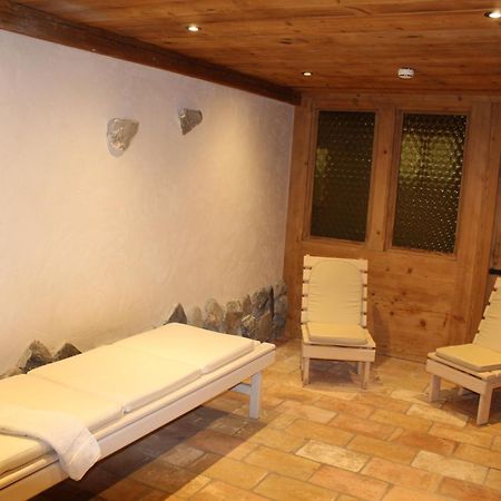 Hotel Alphorn Gstaad Exterior foto
