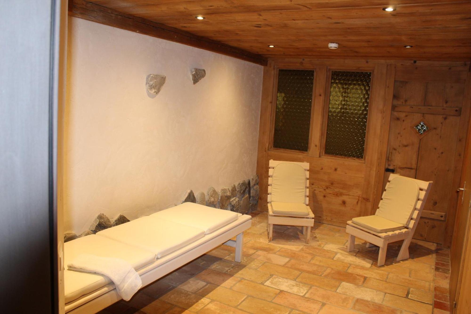 Hotel Alphorn Gstaad Exterior foto